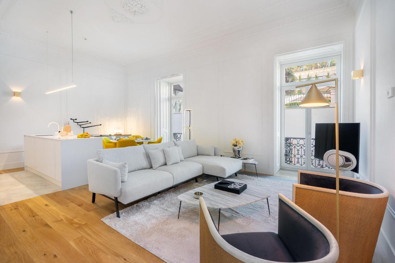 Whome | Av. Da Liberdade Deluxe Apartment W/ S-Pool, Gym & Parking Лиссабон Экстерьер фото
